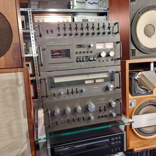 Technics SU-8600 Verstärker Spitzenmodell Japan 1975
